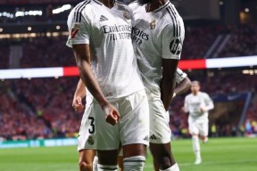 华体会hth-曼联绝杀巴萨，姆巴佩补时绝平世界杯