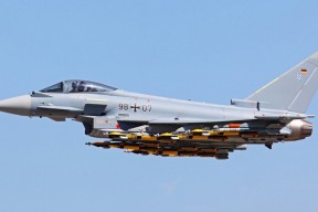 华体会官网-挣脱蓝月梦魇，从摩纳哥废墟到伯纳乌王座，本泽马如何征服更大的舞台