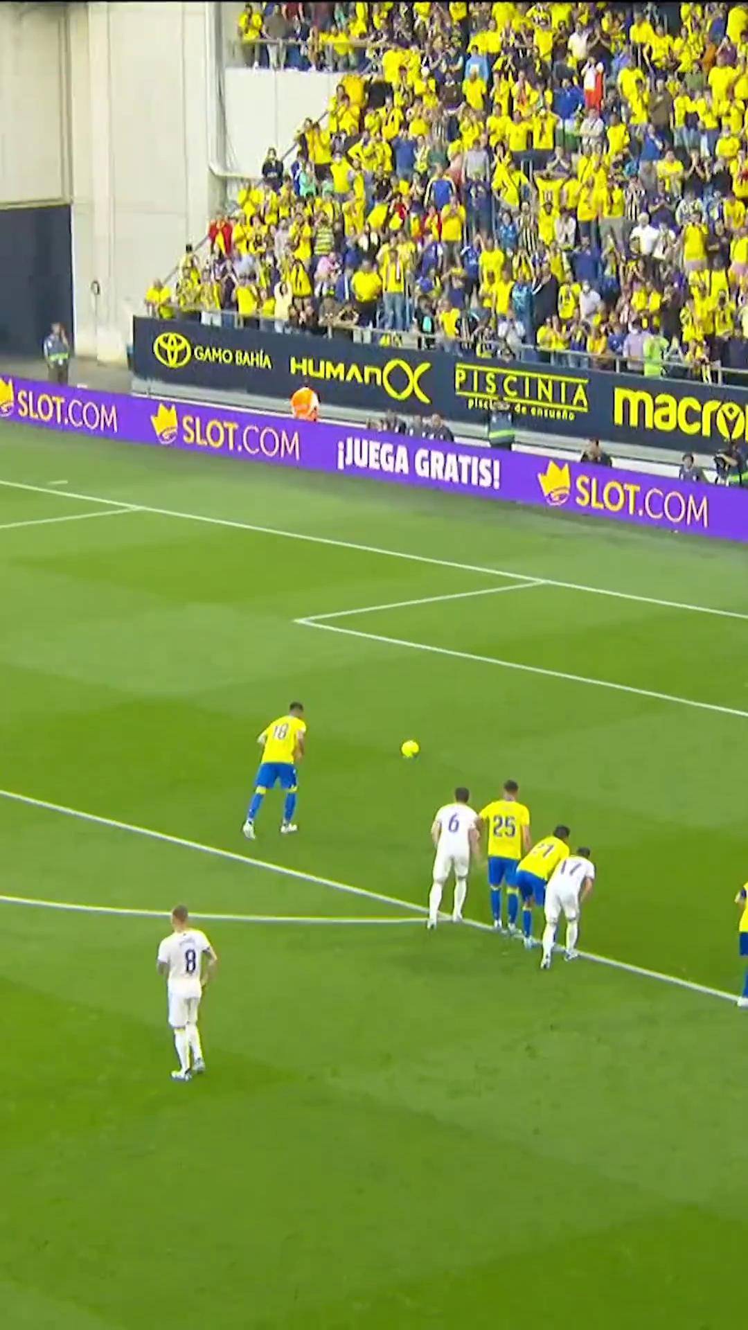 华体会网址-那不勒斯险胜皇马，C罗扑点救主意甲的简单介绍  第2张