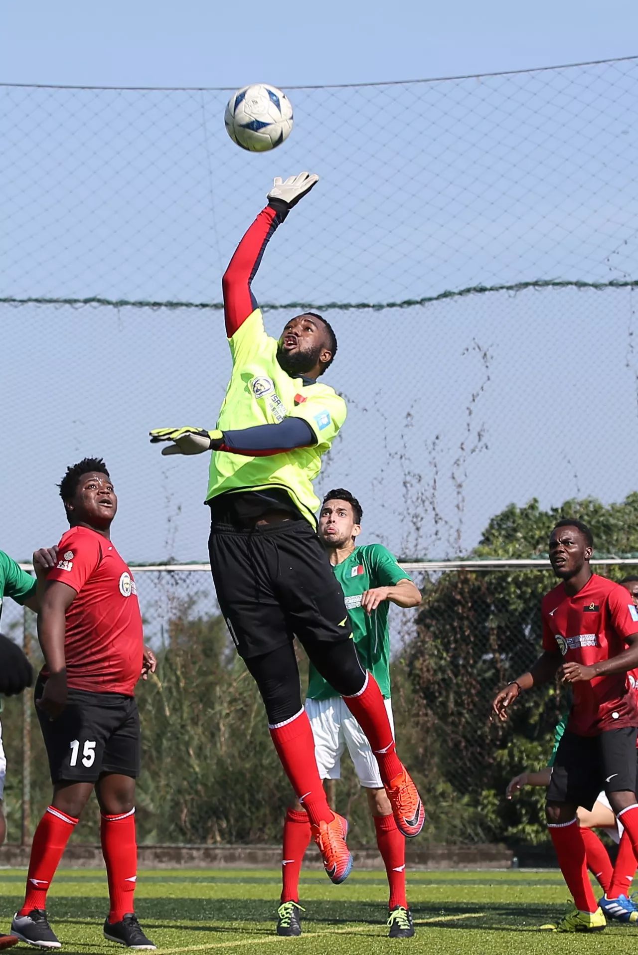 华体会-卫冕冠军展开强势攻势！  第1张