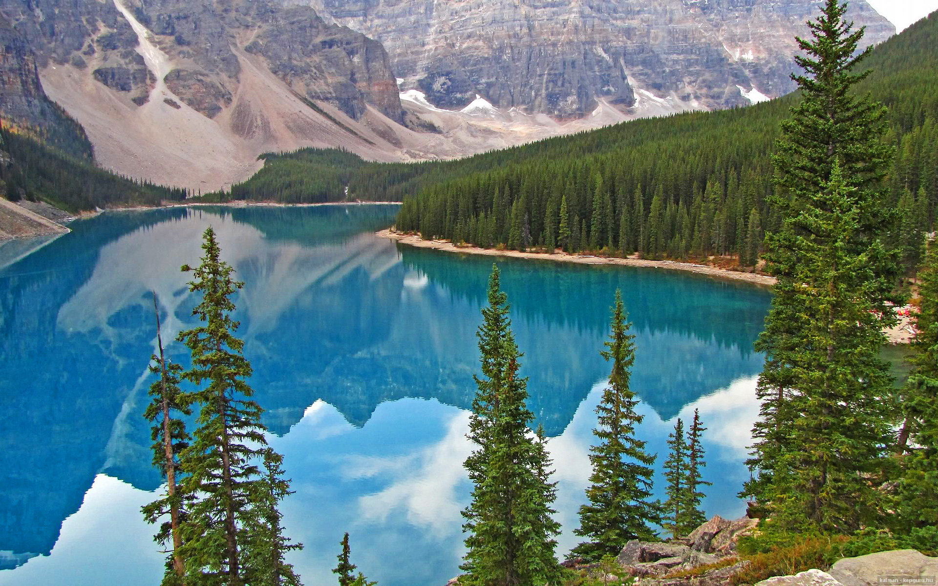 华体会app-时空交错中的绿茵诗篇，几内亚对阵芬兰，迪亚斯表现堪称教科书  第2张