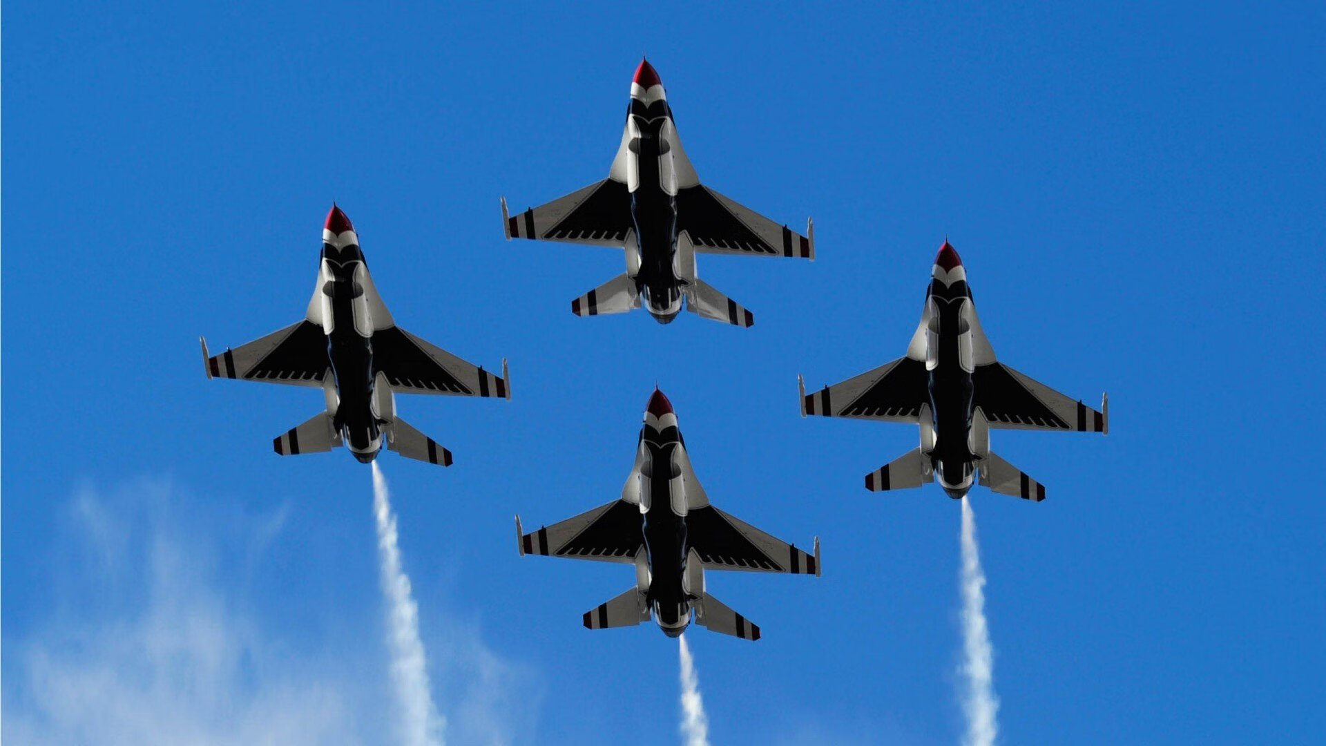 华体会-横跨两洲的封神剧本，鹈鹕绝杀与塔图姆德比接管  第2张